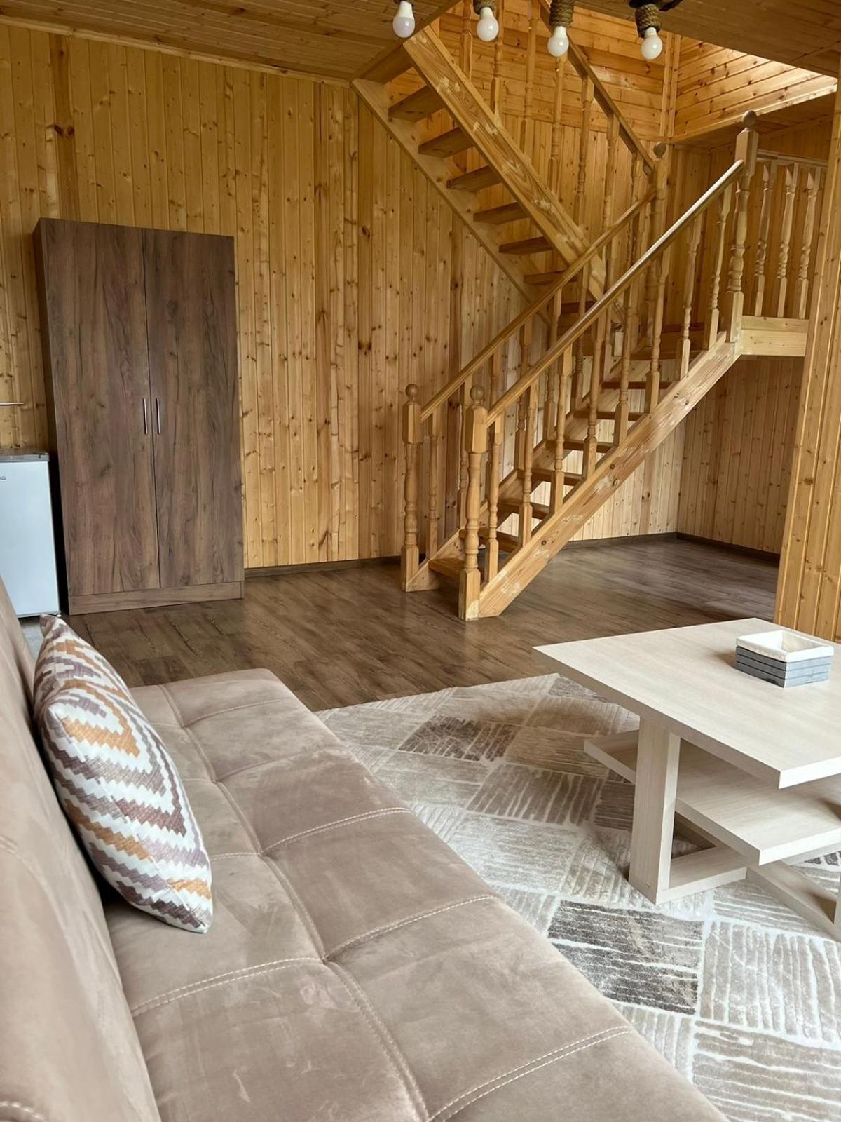 Cottage Chalet And Tours ディリジャン エクステリア 写真